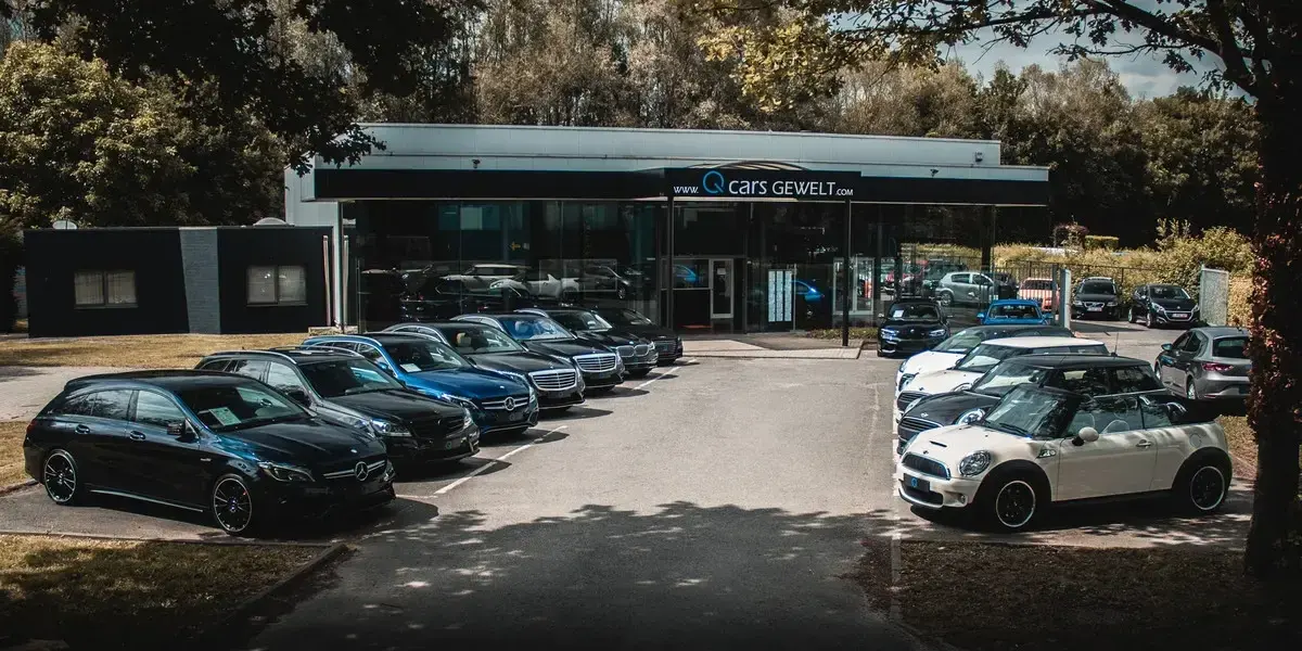 Showroom Qcars Gewelt, Wingepark 1, Rotselaar