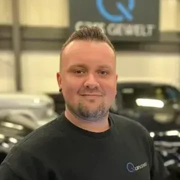 Dimi Van Overstyns, Hoofdmechanieker